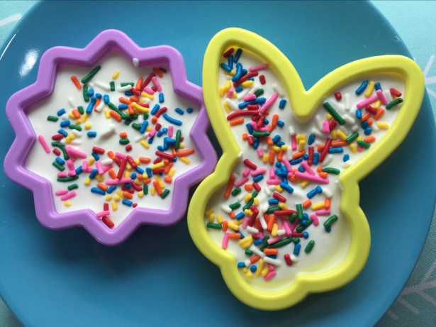 Easter White Chocolate Cookie Cutter Treats