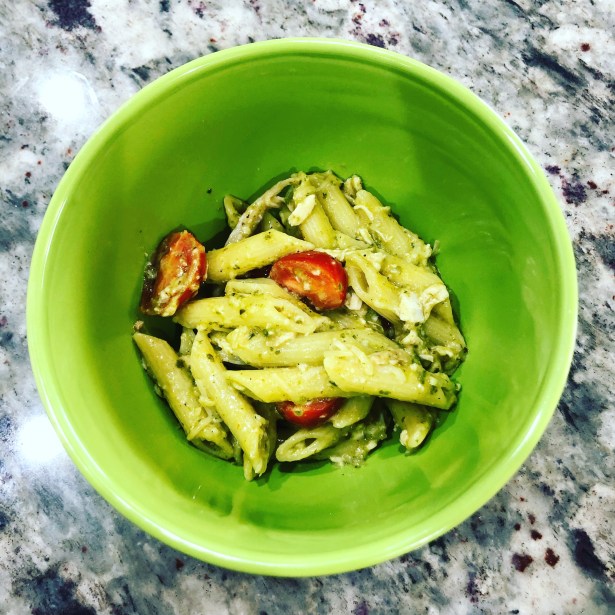 One Pot Pesto Pasta with Chicken and Tomatoes