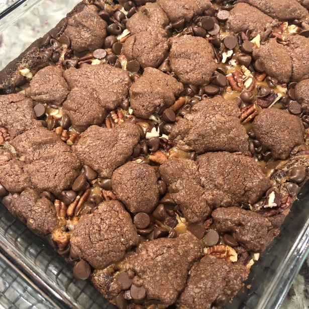 Chewy Chocolate Caramel Bars